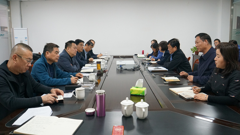 紧盯企业难点痛点 确保调查钻研获得实效